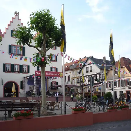 Marktplatz *
